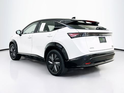 Used 2023 Nissan Ariya AWD image 5