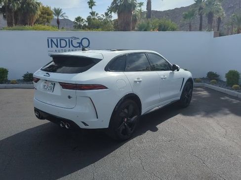 Used 2022 Jaguar F-PACE SVR AWD/4WD image 5