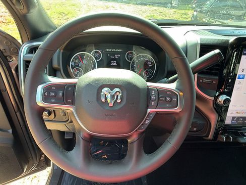 Used 2026 RAM 2500 Big Horn AWD/4WD image 26