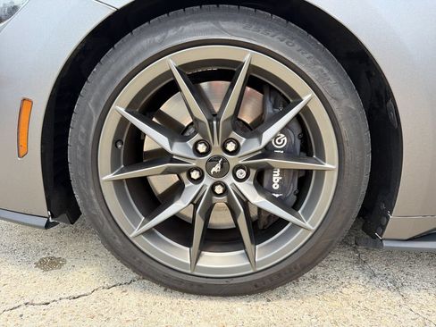 Used 2025 Ford Mustang Dark Horse RWD image 28