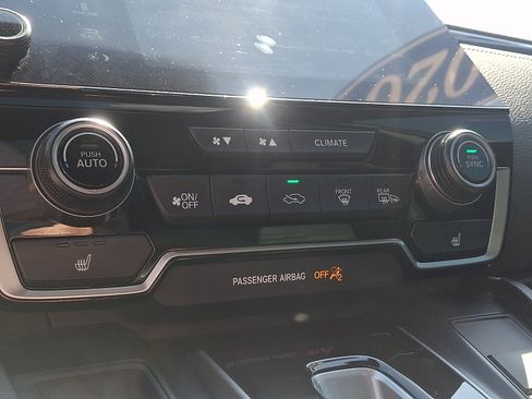 Used 2020 Honda CR-V Touring image 17