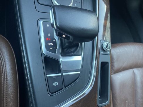 Used 2018 Audi A4 2.0T allroad Premium w/ Convenience Package image 37