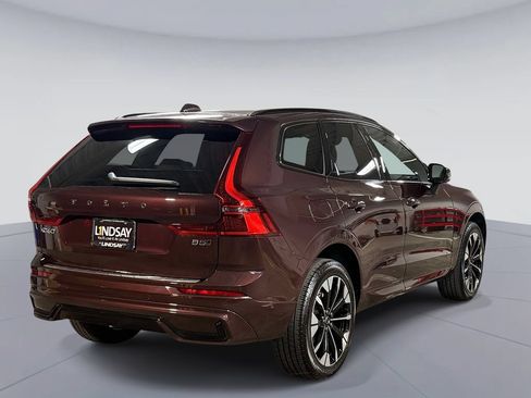 Used 2026 Volvo XC60 B5 Plus w/ Protection Package Premier AWD/4WD image 10
