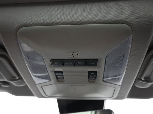 Used 2023 Toyota RAV4 Limited FWD image 28