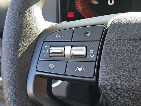 Certified 2025 Kia K4 LX image 21