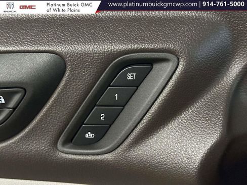 Used 2022 GMC Acadia SLT w/ Preferred Package image 28