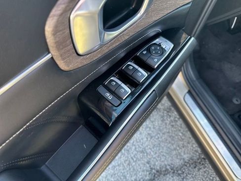 Used 2021 Kia Sorento SX Prestige image 11