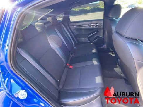 Used 2023 Honda Civic Sport image 17