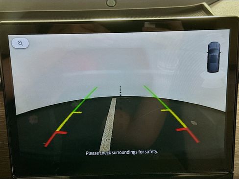 Used 2024 Ford Expedition Limited image 23