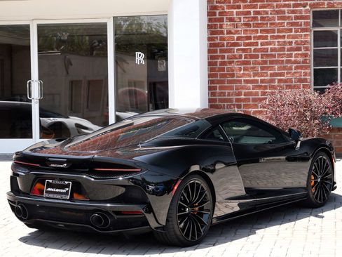 Used 2023 McLaren GT RWD image 4