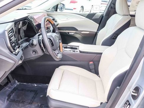 New 2026 Lexus RX 450h AWD image 24