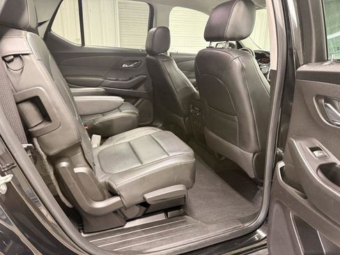 Used 2019 Chevrolet Traverse Premier w/ Redline Edition AWD/4WD image 42