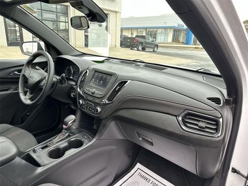 Certified 2023 Chevrolet Equinox RS image 28