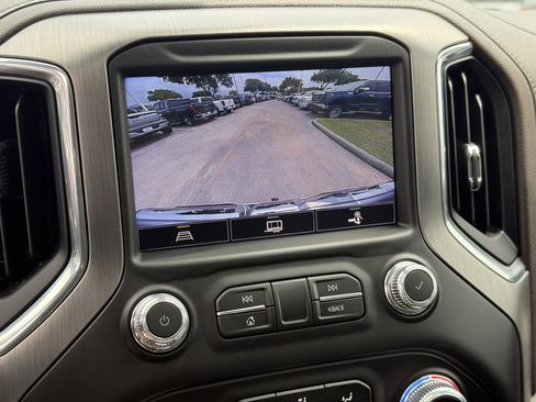 Used 2022 GMC Sierra 1500 Denali w/ Denali Premium Package AWD/4WD image 21