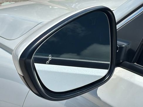 Used 2024 Honda Accord EX image 12
