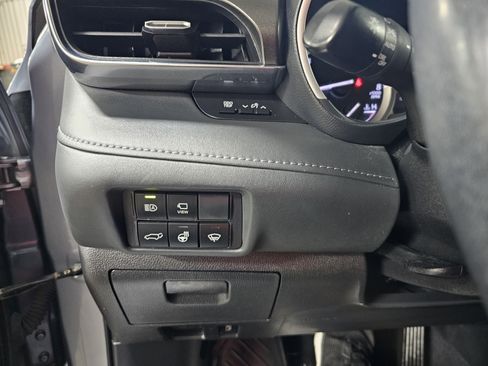 Used 2022 Toyota Highlander Limited image 27