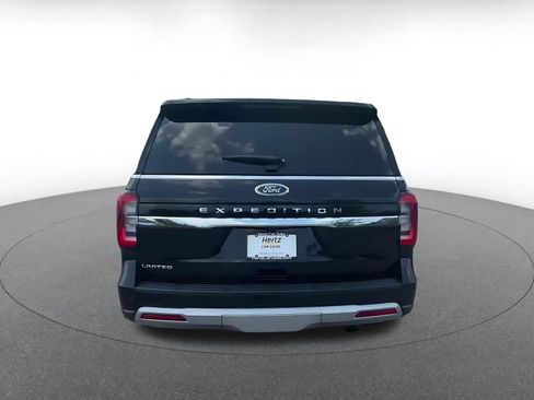 Used 2024 Ford Expedition Limited AWD/4WD image 12
