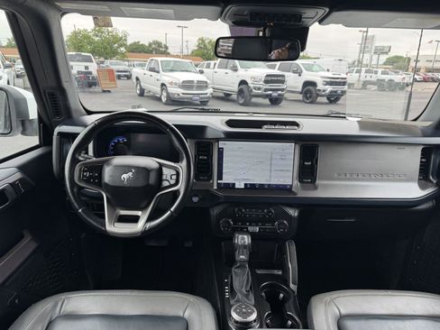 Used 2023 Ford Bronco Outer Banks AWD/4WD image 23