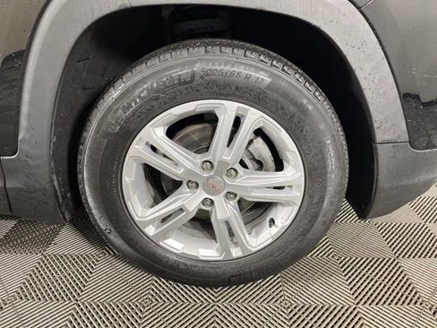 Used 2021 GMC Terrain SLE w/ Driver Convenience Package image 9