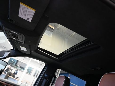 Used 2024 GMC Sierra 3500 Denali Ultimate image 28