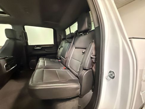 Used 2024 GMC Sierra 3500 Denali w/ Denali Reserve Package image 8