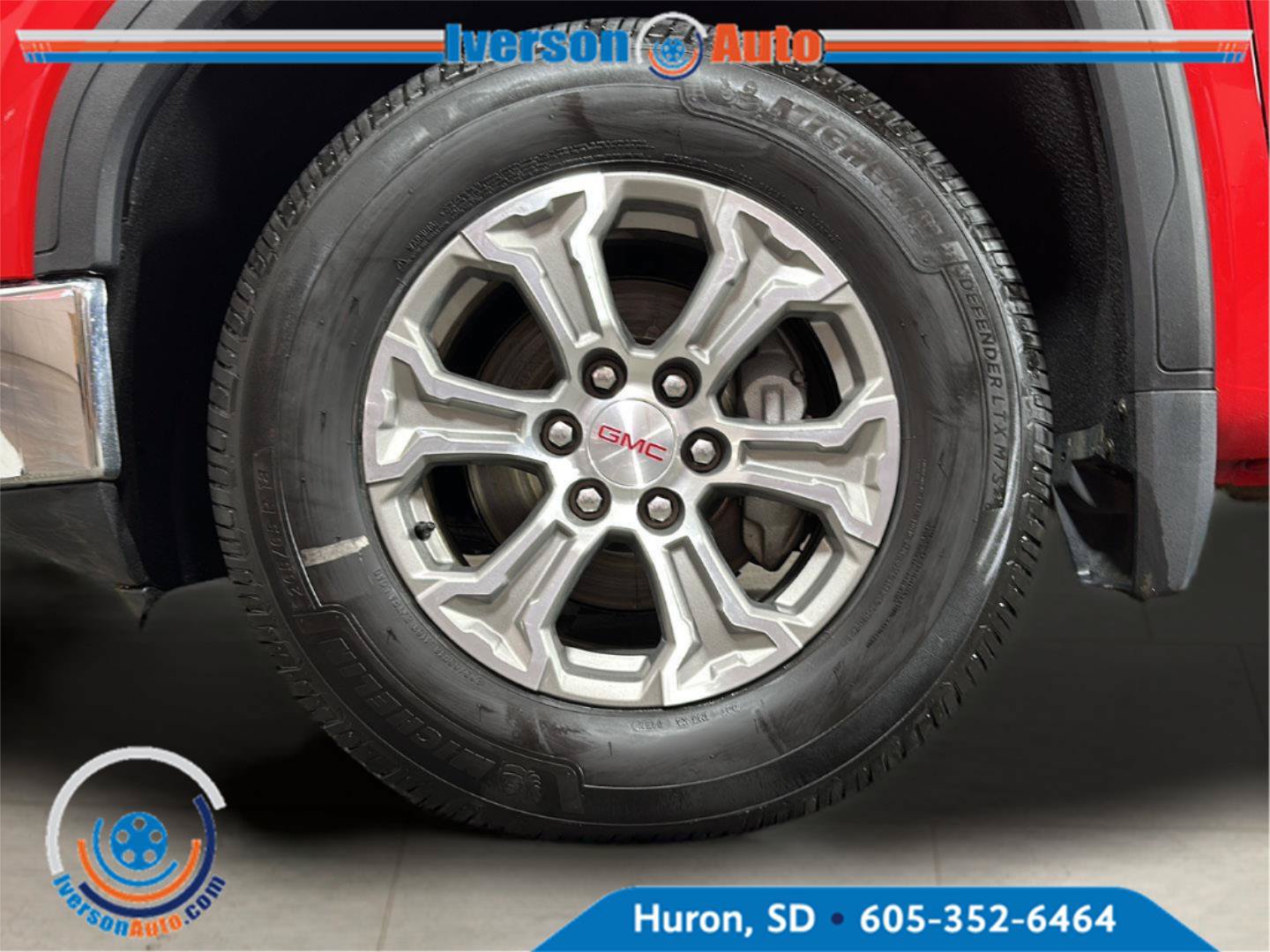 Used 2020 GMC Sierra 1500 SLE w/ SLE Value Package AWD/4WD image 6