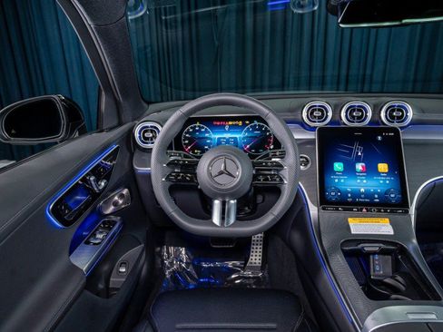 New 2026 Mercedes-Benz GLC 300 image 15