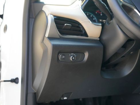 Used 2023 Chevrolet Traverse LS AWD/4WD image 27