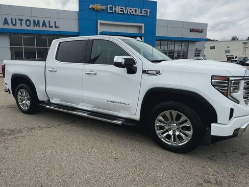 Used 2023 GMC Sierra 1500 Denali w/ Technology Package image 2