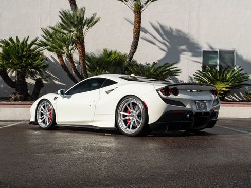 Used 2020 Ferrari F8 Tributo image 20