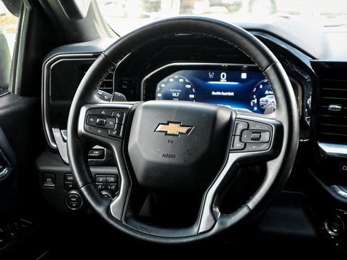 Used 2023 Chevrolet Silverado 1500 High Country w/ Technology Package AWD/4WD image 18