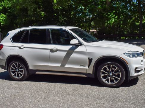 Used 2018 BMW X5 xDrive35i AWD/4WD image 10