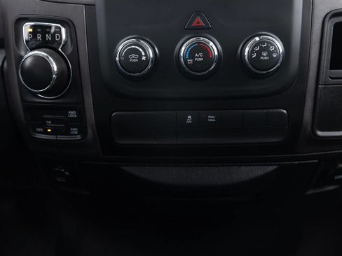 Used 2018 RAM 1500 Express w/ Express Value Package AWD/4WD image 41