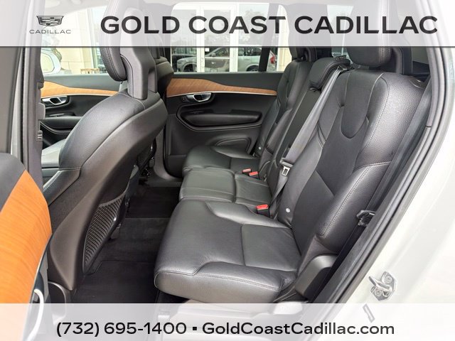 Used 2021 Volvo XC90 T6 Momentum w/ Climate Package AWD/4WD image 16