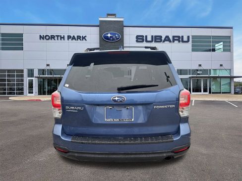 Used 2017 Subaru Forester 2.5i Limited image 4
