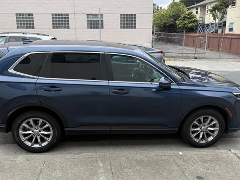 Used 2024 Honda CR-V EX-L image 7
