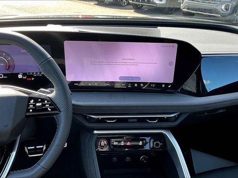 New 2026 Audi SQ5 Premium Plus image 20