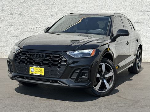 Used 2023 Audi Q5 2.0T Premium Plus w/ Premium Plus Package AWD/4WD image 3