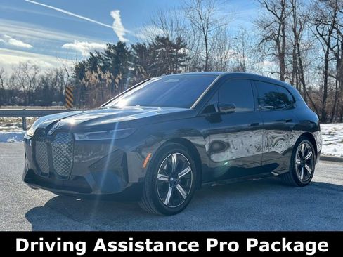 Used 2025 BMW iX M60 image 3