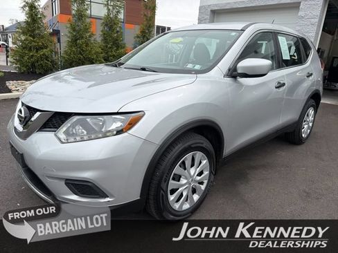 Used 2016 Nissan Rogue S AWD/4WD image 1