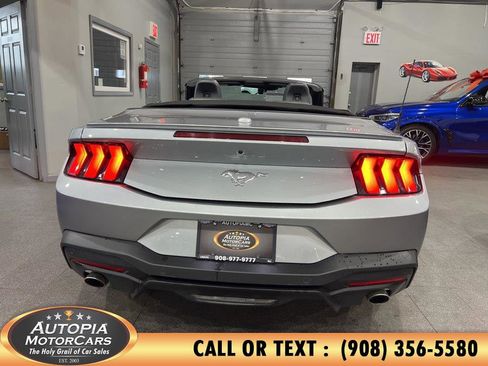Used 2024 Ford Mustang Premium RWD image 36