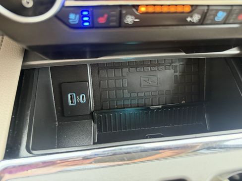 Used 2020 Ford Expedition XLT w/ Equipment Group 202A RWD image 28
