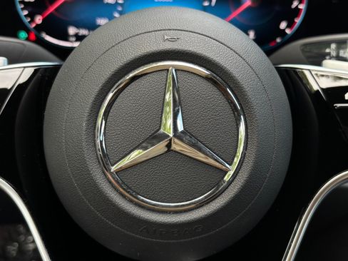 Used 2022 Mercedes-Benz E 350 4MATIC Sedan image 36
