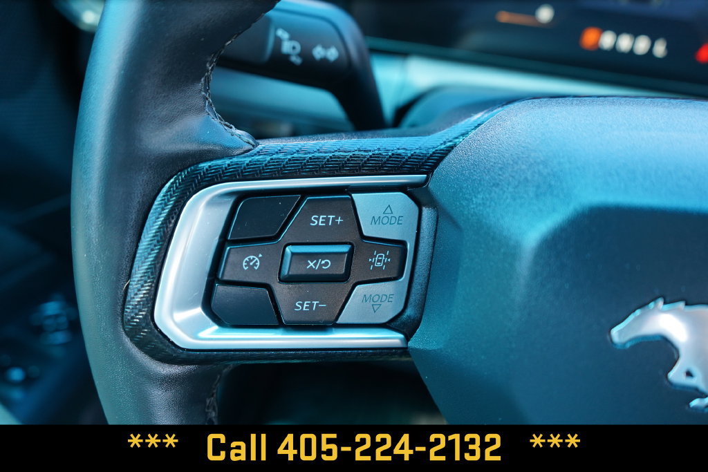 Used 2025 Ford Mustang Coupe RWD image 25
