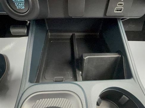 Certified 2025 Ford Maverick Lobo image 16