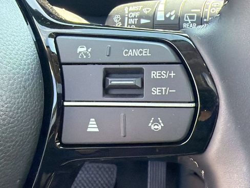 Used 2026 Honda HR-V EX-L image 18