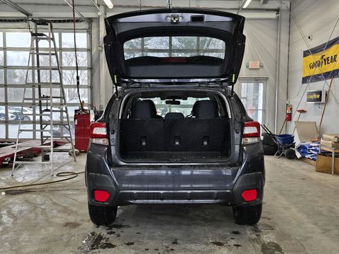 Used 2018 Subaru Crosstrek 2.0i Premium w/ Eyesight System image 5