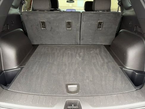 Used 2025 Chevrolet Blazer LT image 39