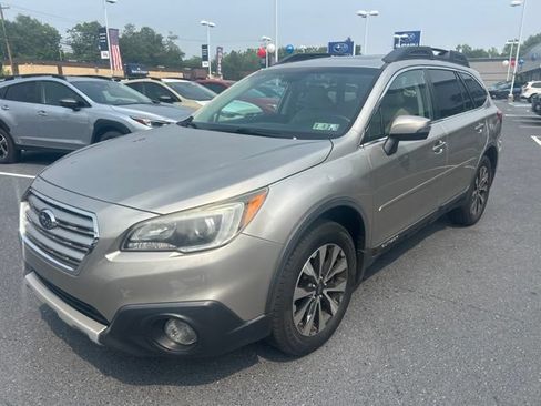 Used 2016 Subaru Outback 2.5i Limited AWD/4WD image 8