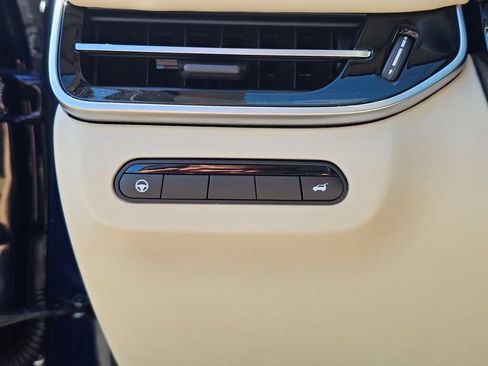 Used 2022 INFINITI QX60 Luxe AWD/4WD image 37